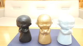 （左）50周年記念 （中央）60周年記念 （右）70周年記念